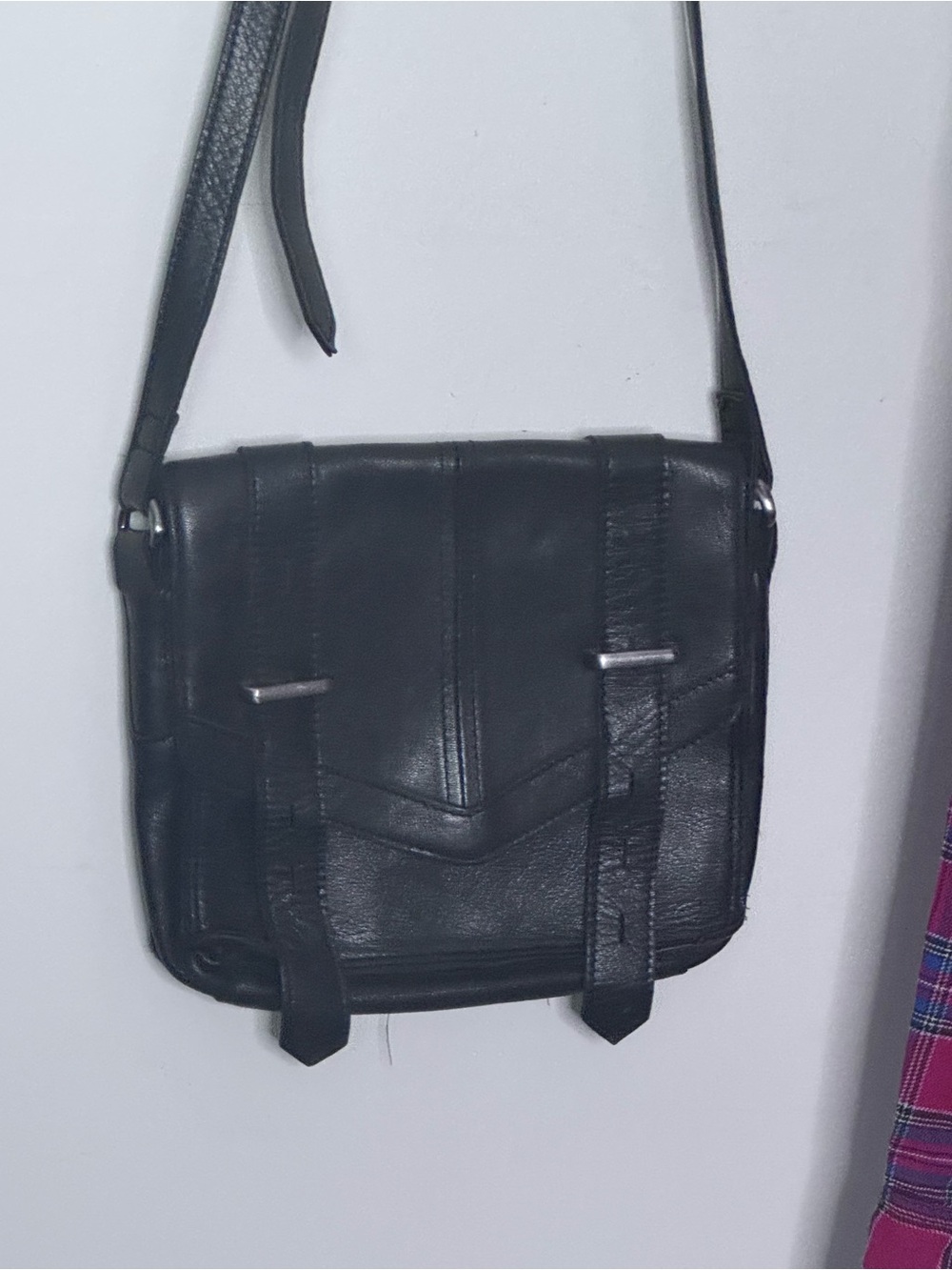 Sleek Black Leather Crossbody Bag
